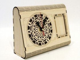 Saat ve Fotoğraflık Ahşap