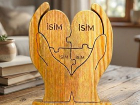 Kalpler Elimde Ahşap Puzzle