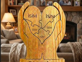 Kalpler Elimde Ahşap Puzzle